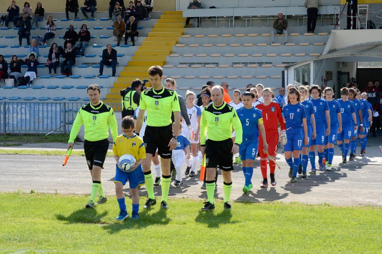 "GRADISCA D'ISONZO, ITALY - APRIL 25: Italy women's U16 and USA women's U16 players enter on the picth before the Women's U16 International Tournament match between Italy and USA at Stadio Gino Colaussi on April 25, 2016 in Gradisca d'Isonzo, Italy. (Photo by Dino Panato/Getty Images)"